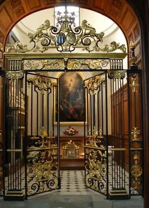 Halte A La Tour Balhan Thierry * Château-Thierry